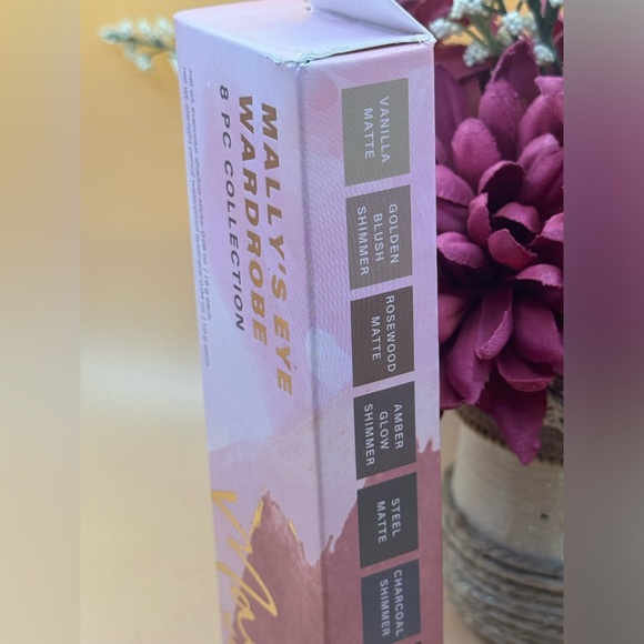 Nib mallys eye wardrobe 8 pc collection eyeshadow sticks - Picture 5 of 7